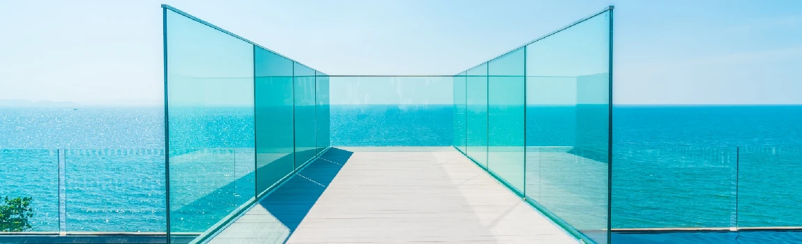 Customized Glass Pool Fence Repair Services in Spring Hill, FL